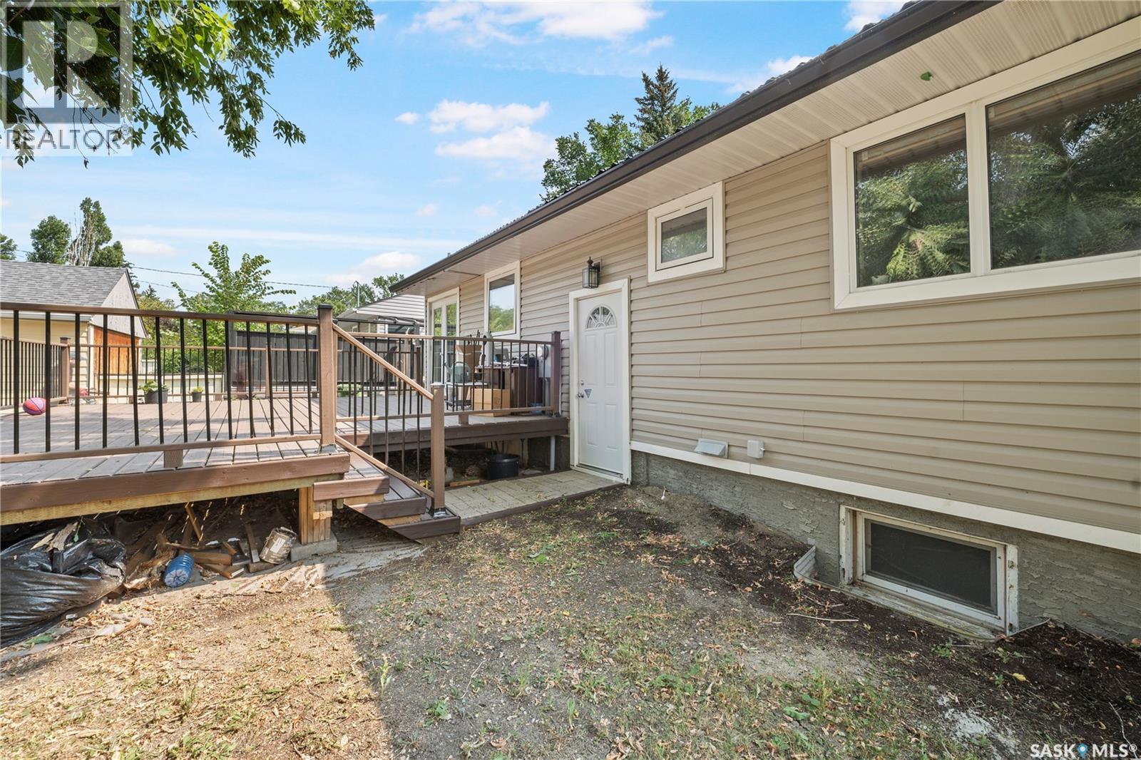 2730 Thornton AVENUE - 32