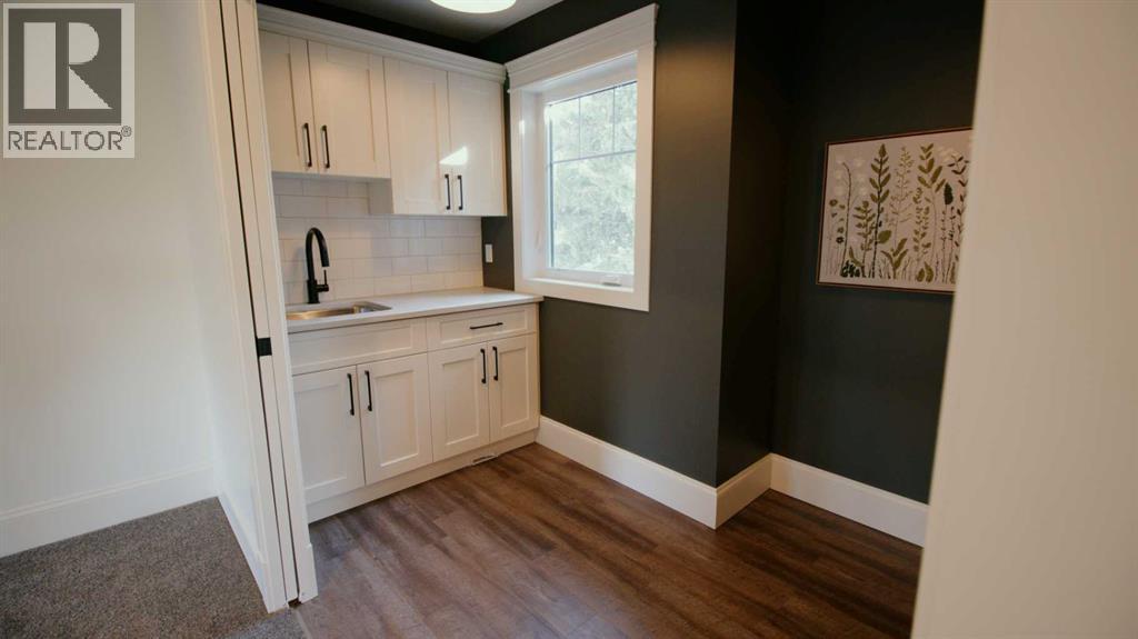 312 1 Street Southeast - Photo 33