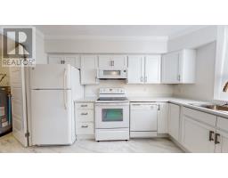 Unit 408 - 7 Tiffany Lane thumbnail 9