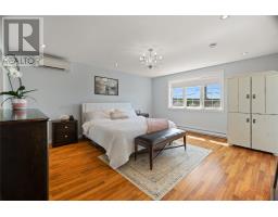 18 Lodge Road thumbnail 10