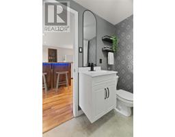 18 Lodge Road thumbnail 22