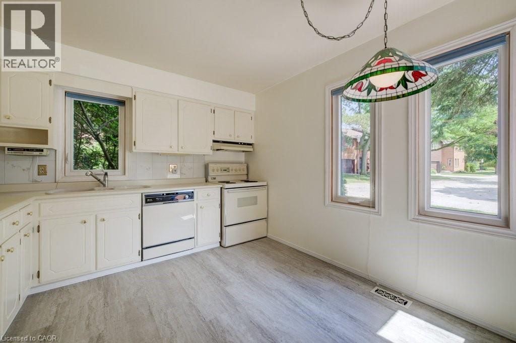 #9 206 CANDLEWOOD Crescent - 9