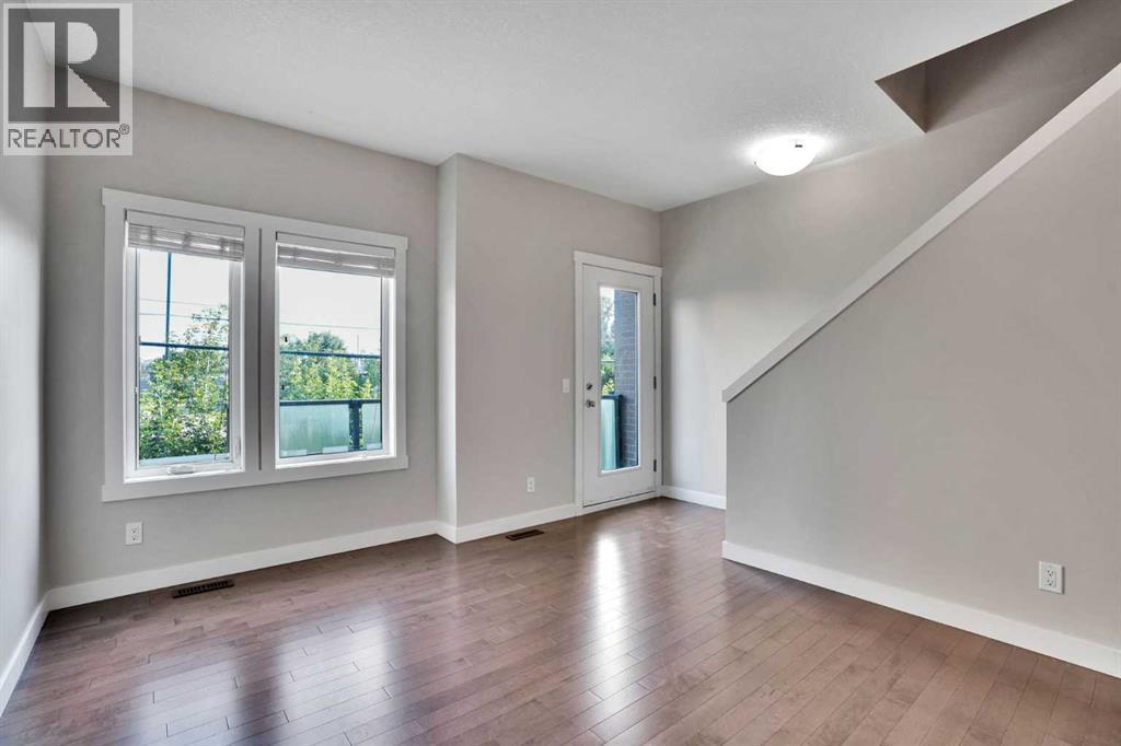 #118 28 Mcdougall Court NE - Image 11