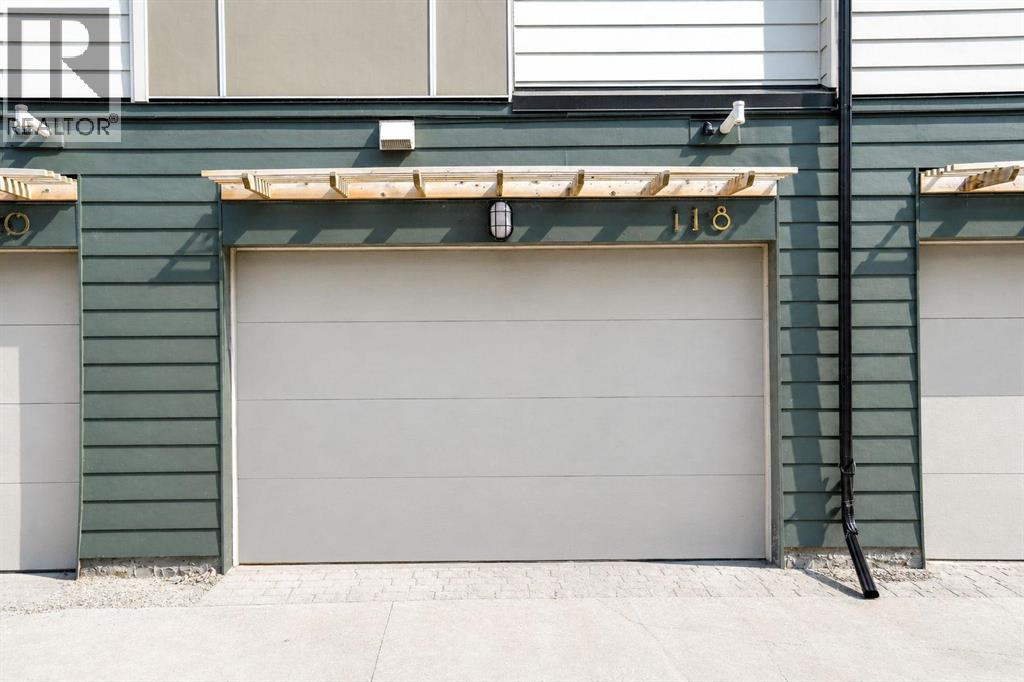 #118 28 Mcdougall Court NE - Image 48
