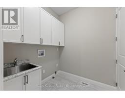 804 Garden Court Crescent, Woodstock, ON N4T0A3 Photo 29