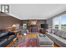 Living room/Fireplace - 1226 Puce Road, Lakeshore, ON N8M2X7 Photo 7
