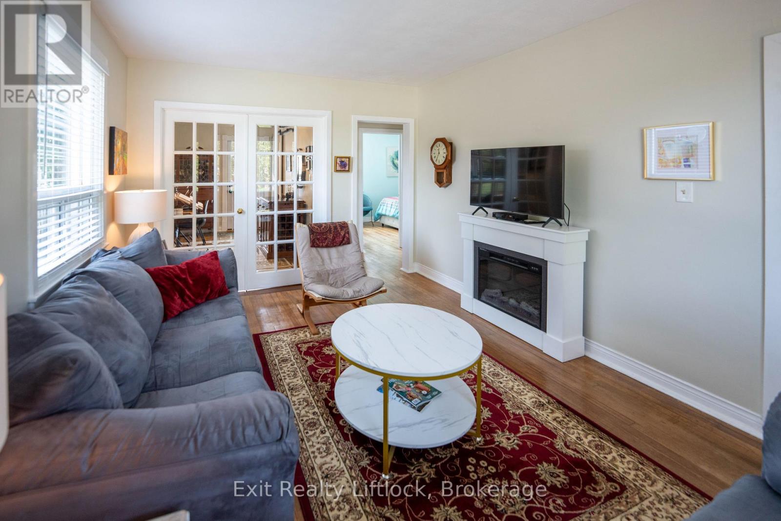 521 MCKELLAR STREET - Image 5