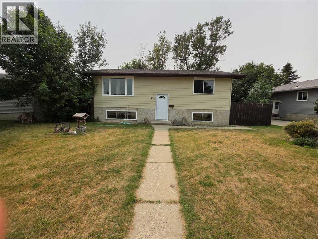715 Rosewood Avenue - 1