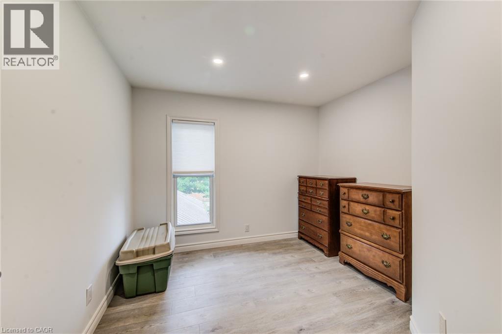 45 CLYDE Street - 36