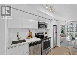 551 - 10 Capreol Court, Toronto, ON M5V4B3 Photo 14