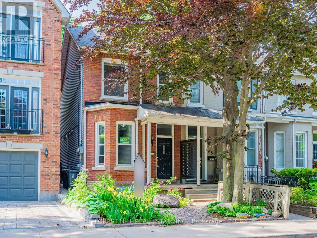 Photo of 70 Macpherson Avenue
