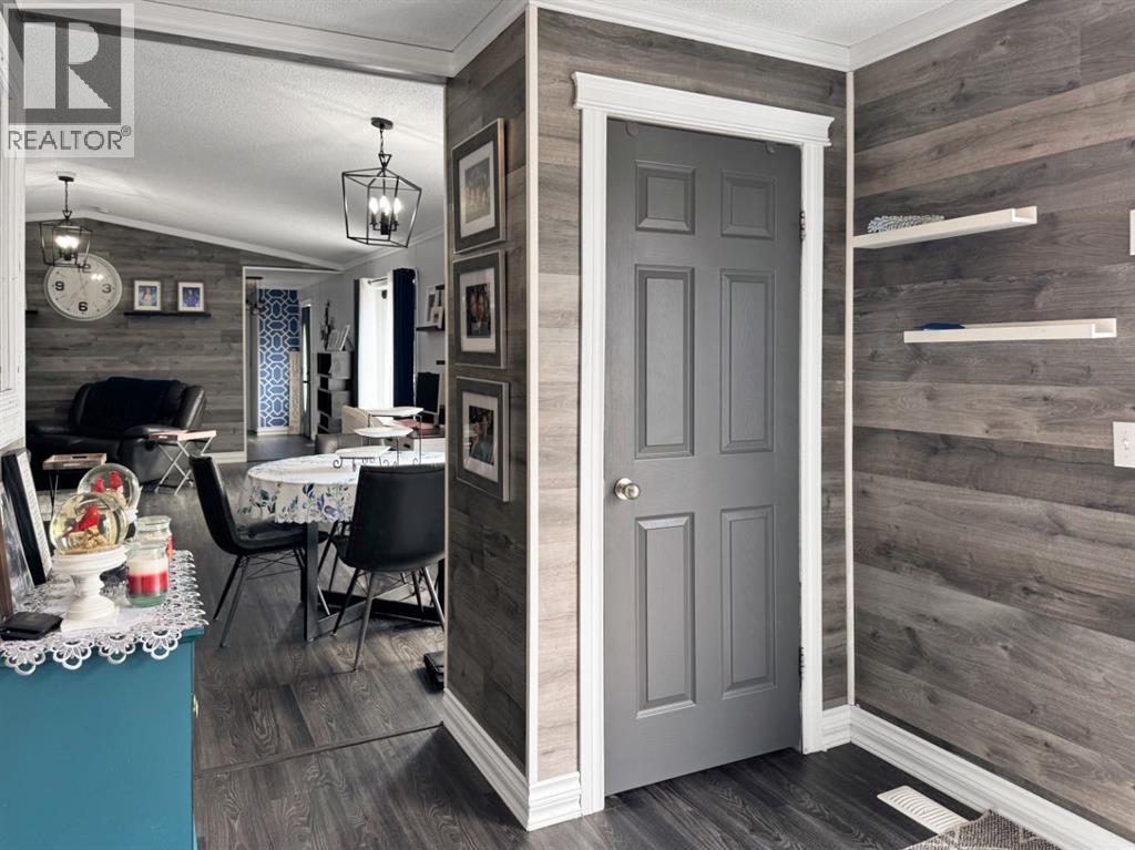 248 Mawdsley Crescent - Image 3