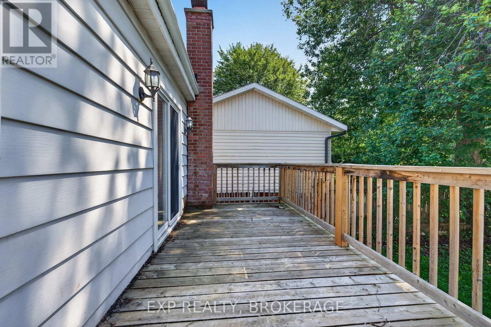 646 PORTSMOUTH AVENUE - Image 34