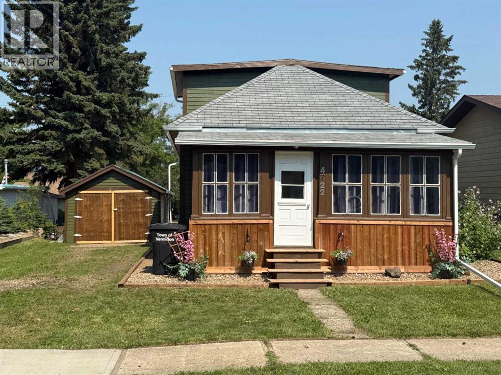 4722 54 Avenue - 1
