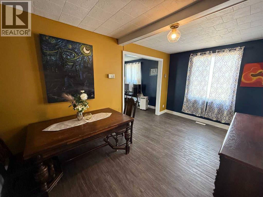 4722 54 Avenue - Image 10