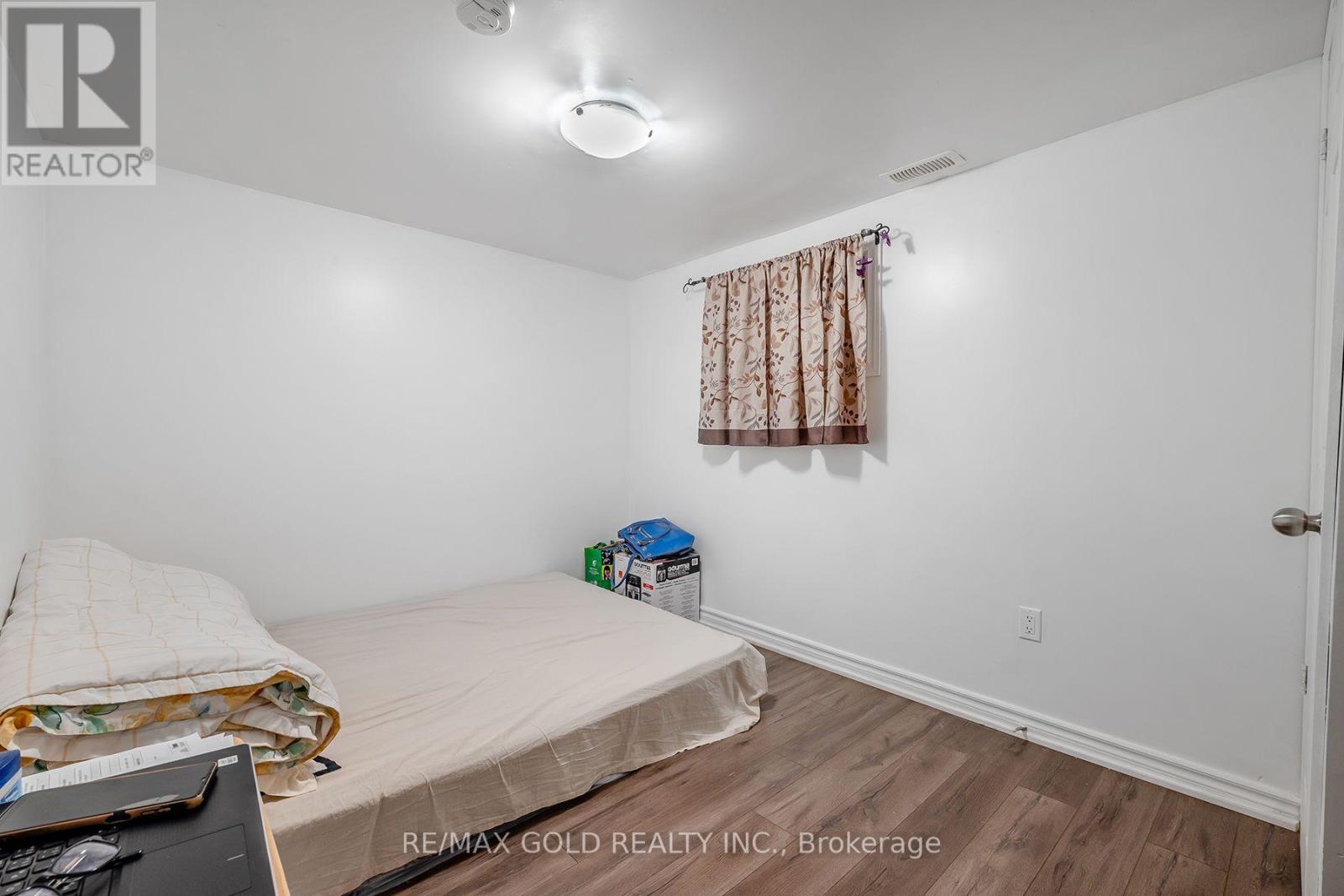 3 WILLAMERE DRIVE - 31