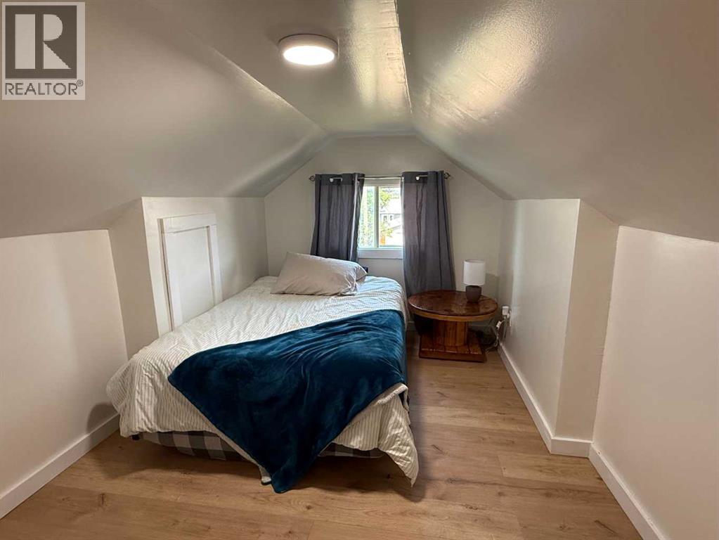 4722 54 Avenue - Image 22