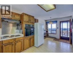Dining nook - 162 Sir Lancelot Pl, Nanaimo, BC V9T4K4 Photo 11