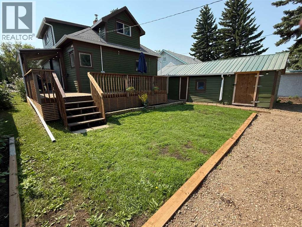 4722 54 Avenue - 33
