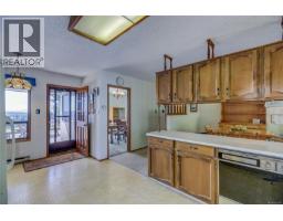 Kitchen - 162 Sir Lancelot Pl, Nanaimo, BC V9T4K4 Photo 12