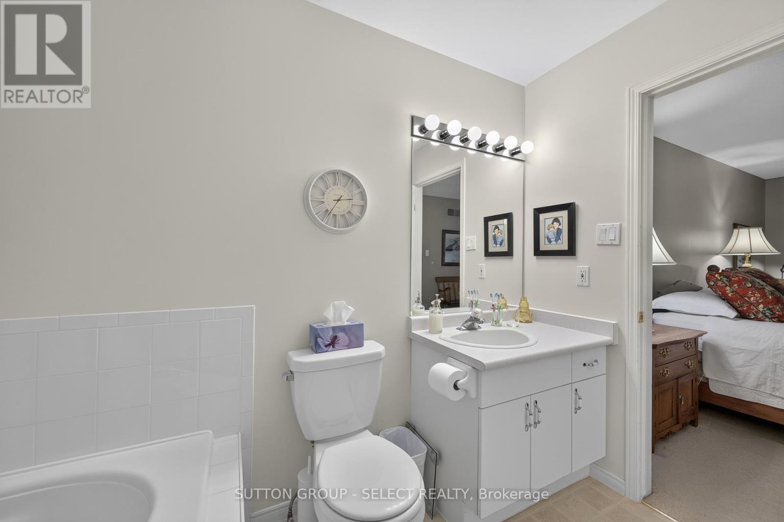 #43 99 EDGEVALLEY ROAD - 16