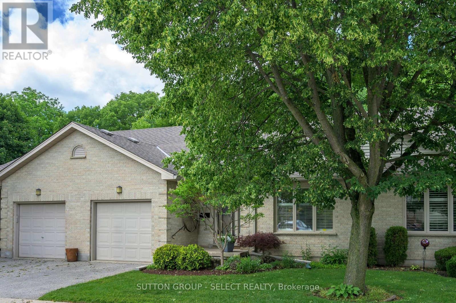 #43 99 EDGEVALLEY ROAD - 3