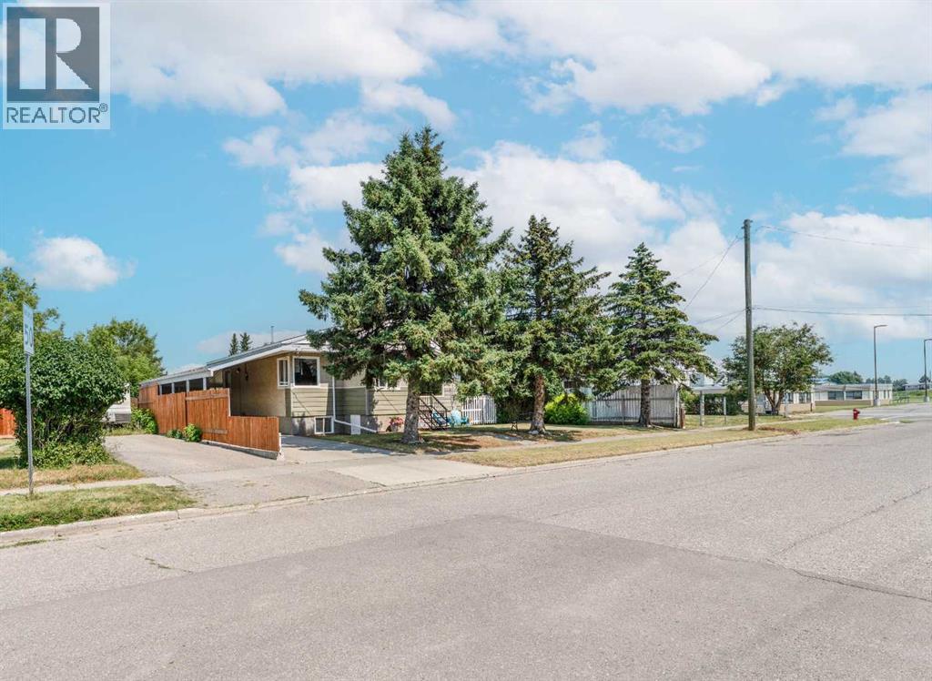 855 Mountain Street - Image 31