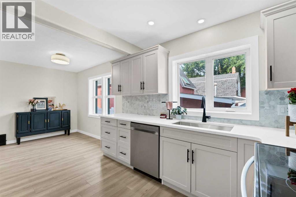 421 Aberdeen Street SE - Image 11
