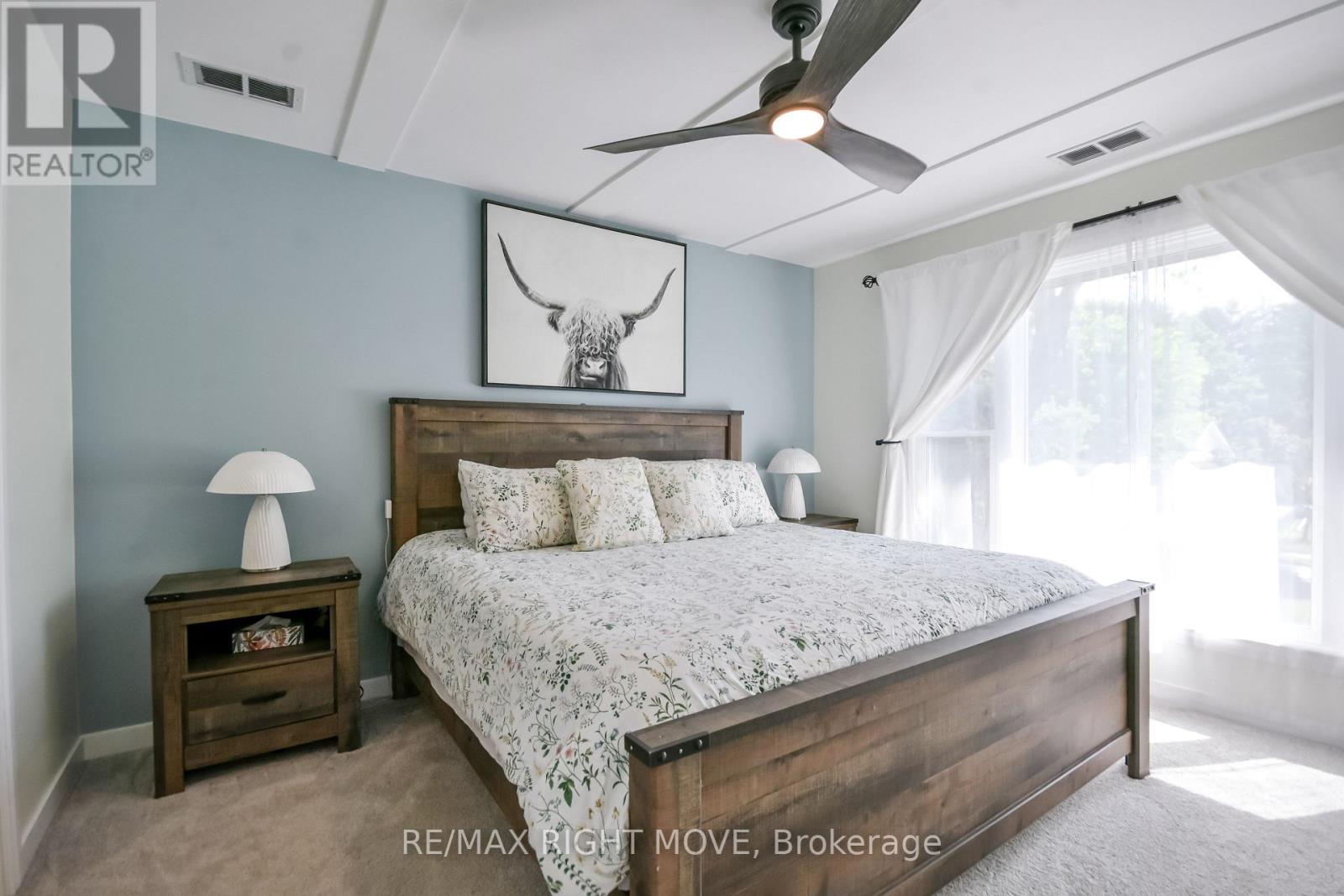 18 BUSHEY AVENUE - 22