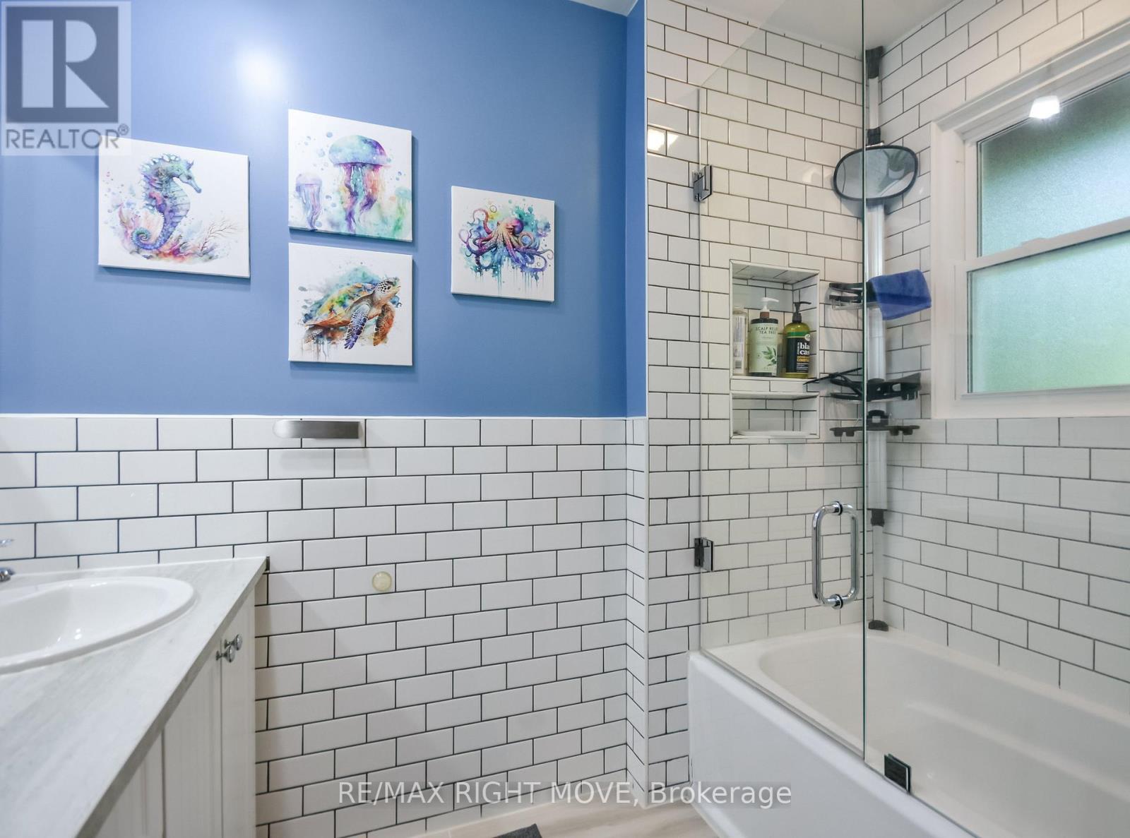 18 BUSHEY AVENUE - 30