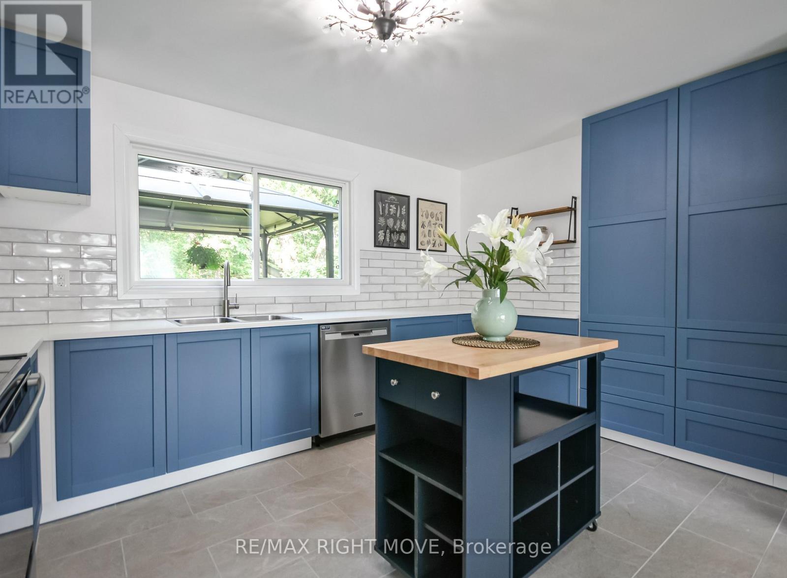 18 BUSHEY AVENUE - 6