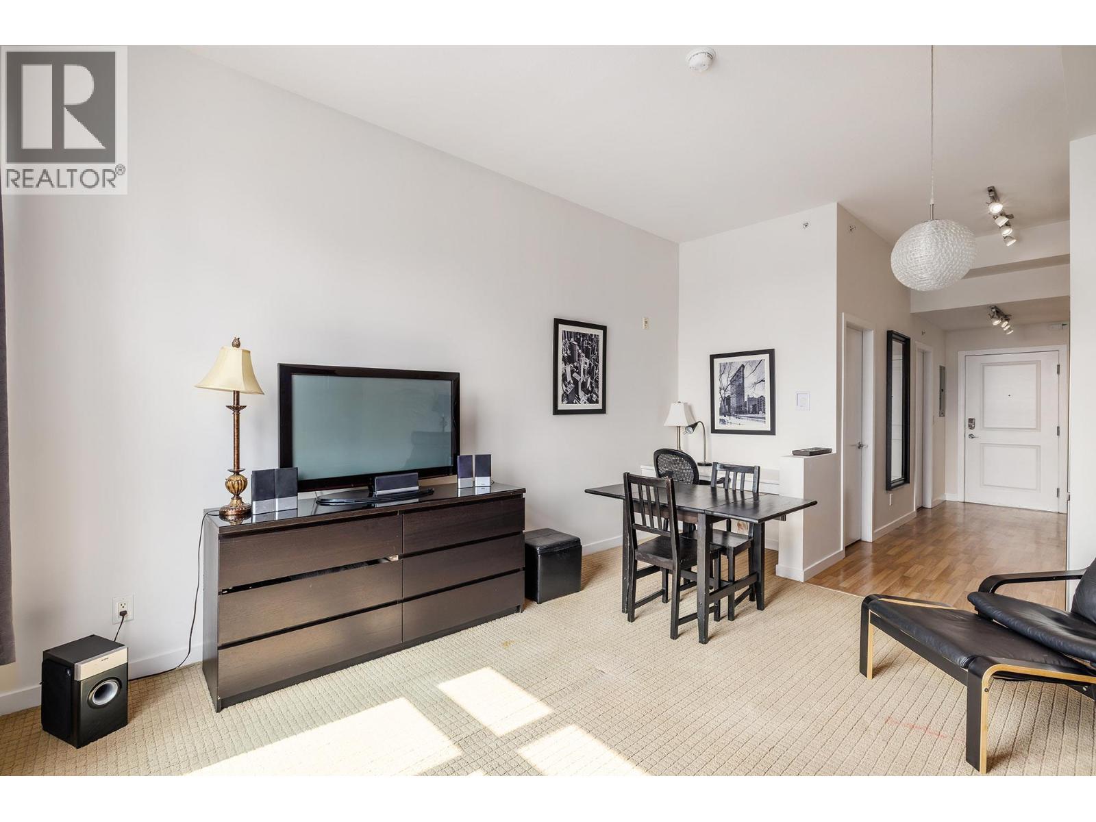 405 1550 Dickson Avenue, Kelowna