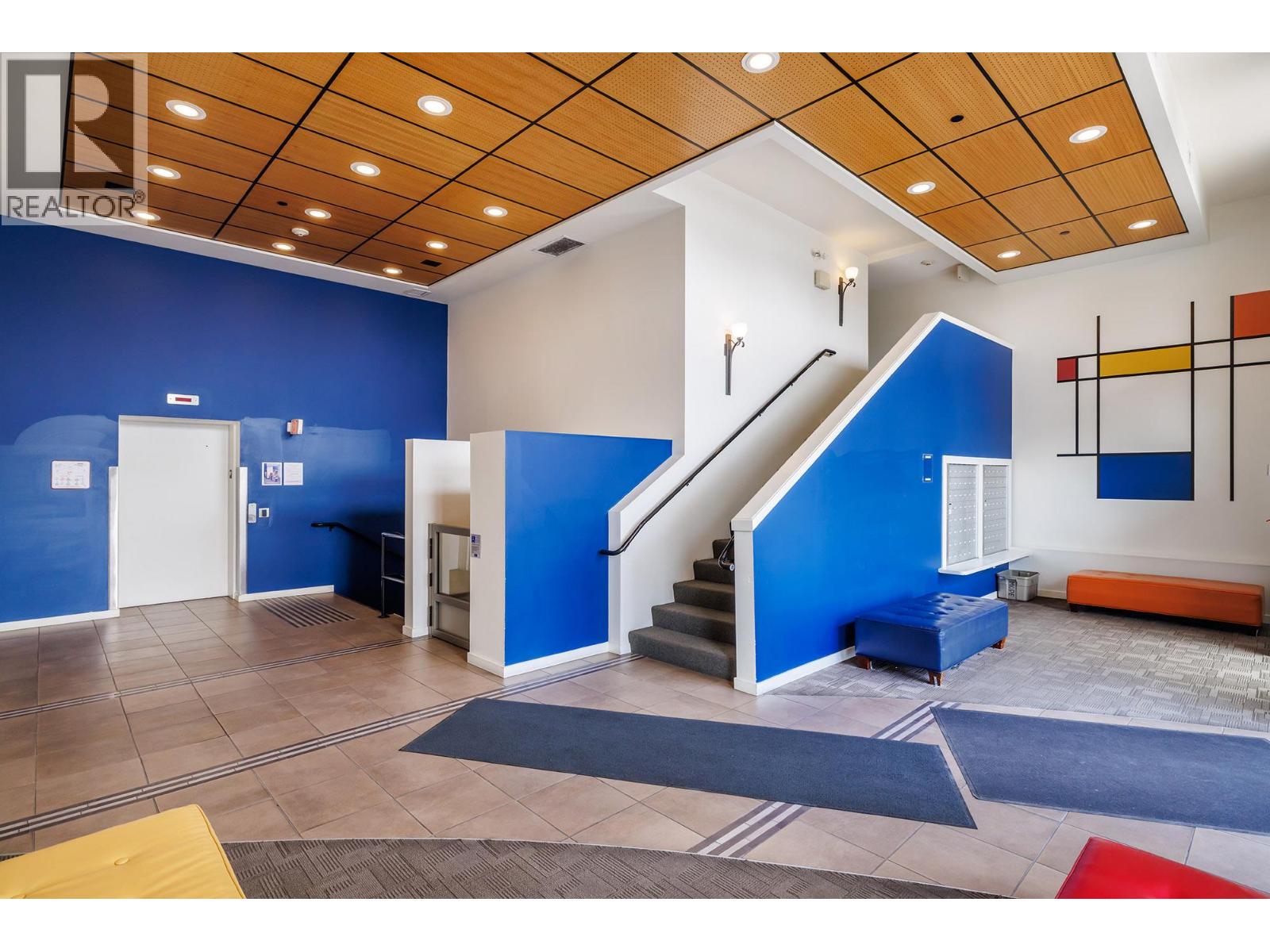 #405 1550 Dickson Avenue Lot# 71 - 15
