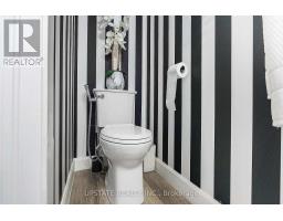 11 Kensington Trail, Barrie, ON L4N0K5 Photo 10