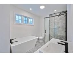 15b Ch. Crouch, Val Des Monts, QC J8M1M9 Photo 13
