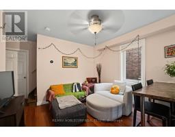 Bedroom - 1035 Dovercourt Road, Toronto, ON M6H2X7 Photo 6