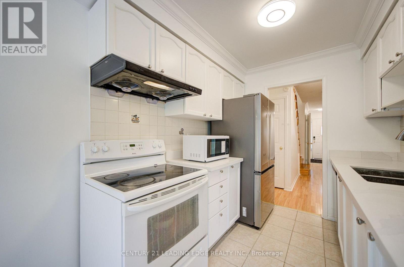#50 550 STEDDICK COURT - 11