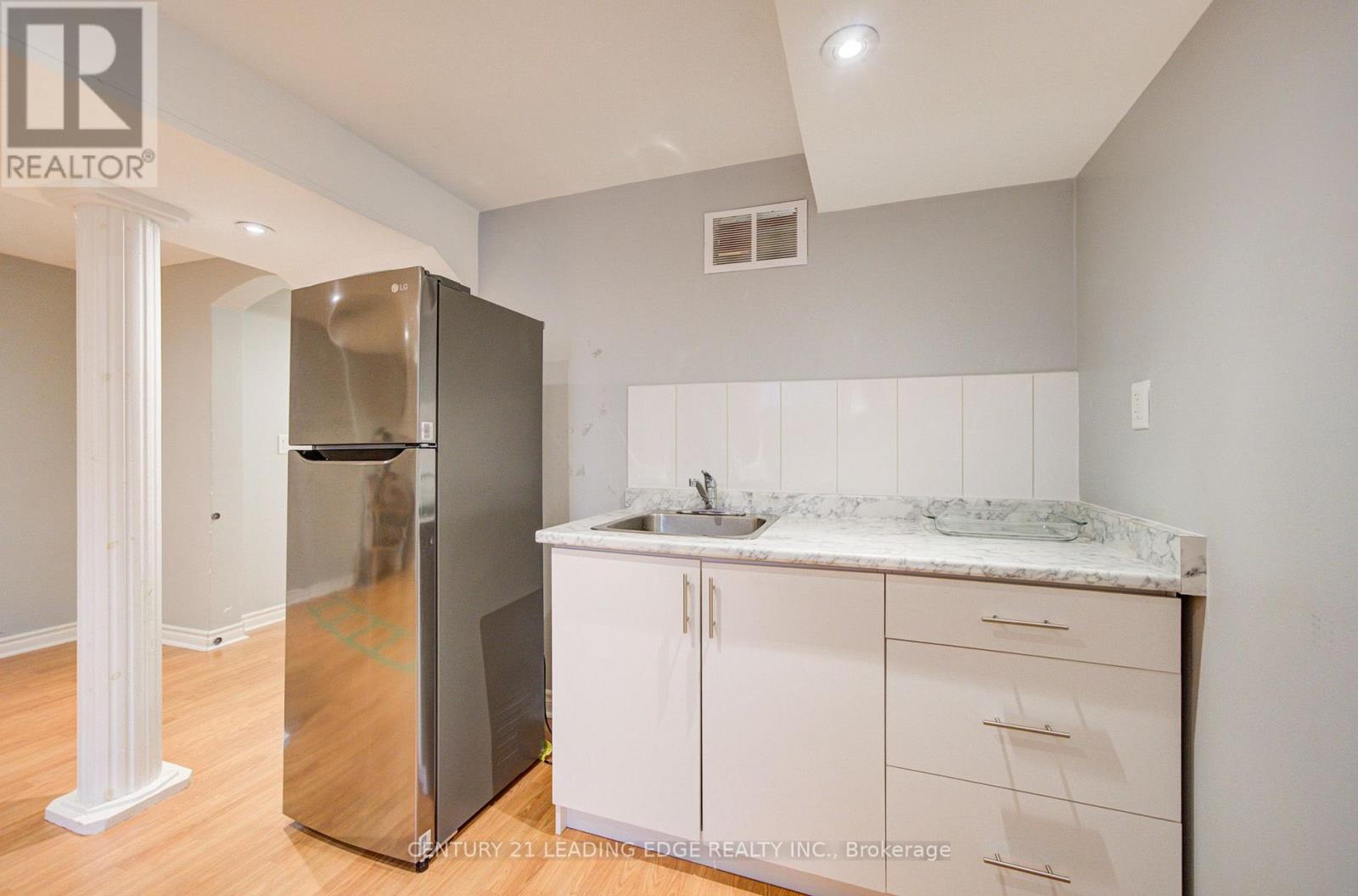 #50 550 STEDDICK COURT - 43