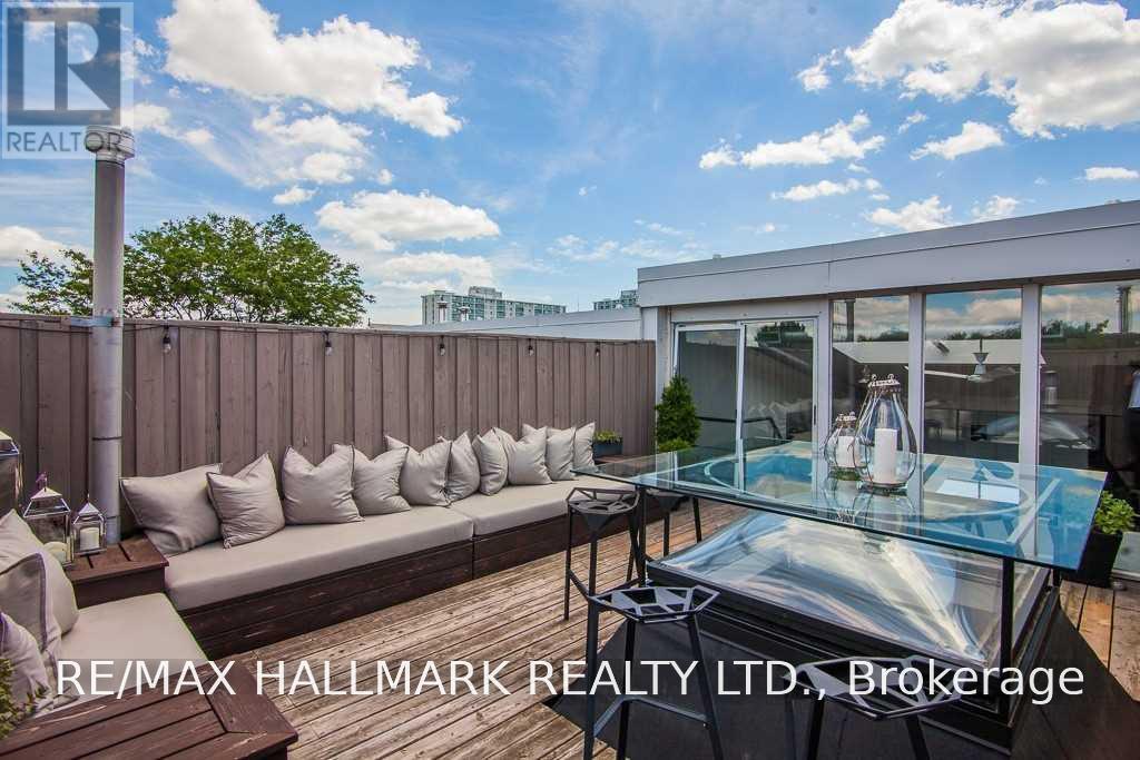 #7 6 BARTLETT AVENUE - 19