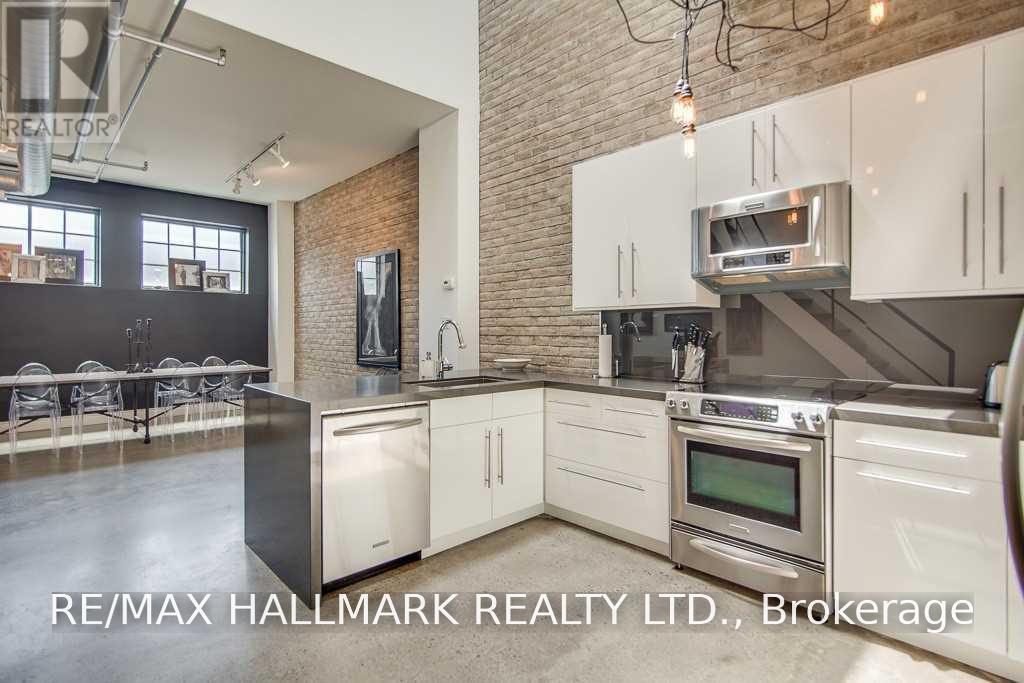 #7 6 BARTLETT AVENUE - 3