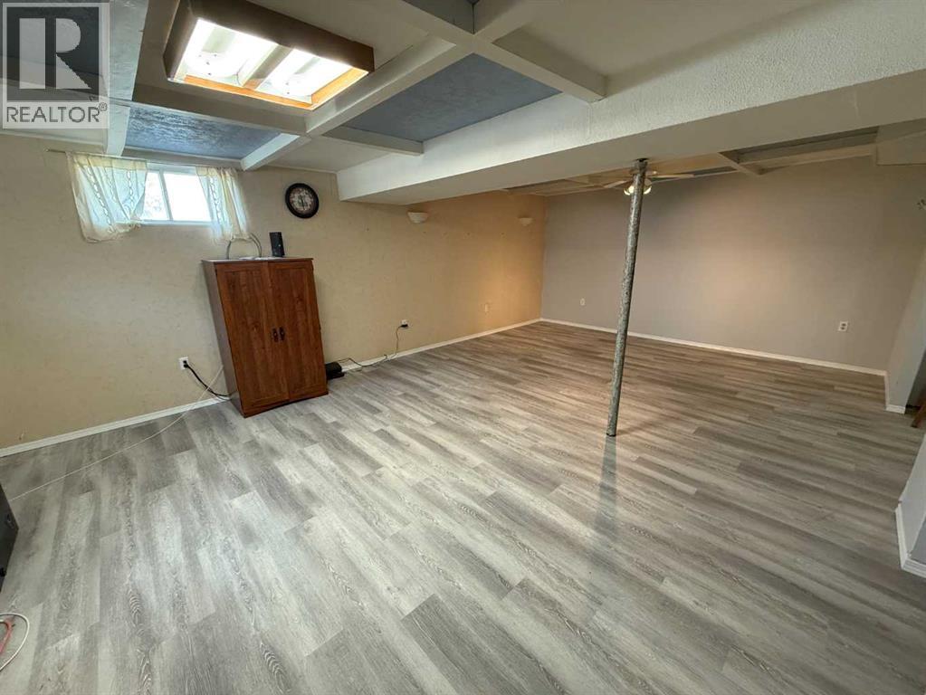 129 Tamarack Avenue - Image 15