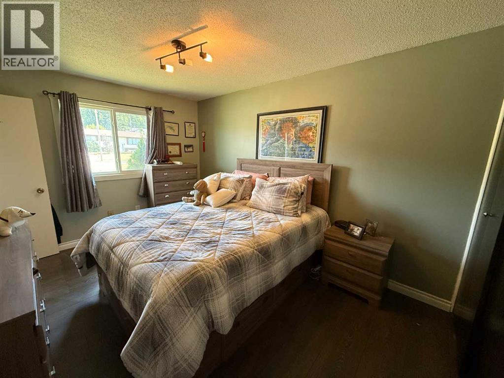 129 Tamarack Avenue - Image 8