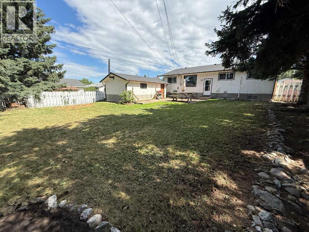 129 Tamarack Avenue - Image 23