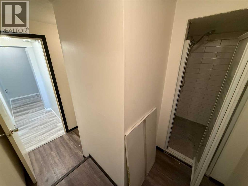 129 Tamarack Avenue - Image 21