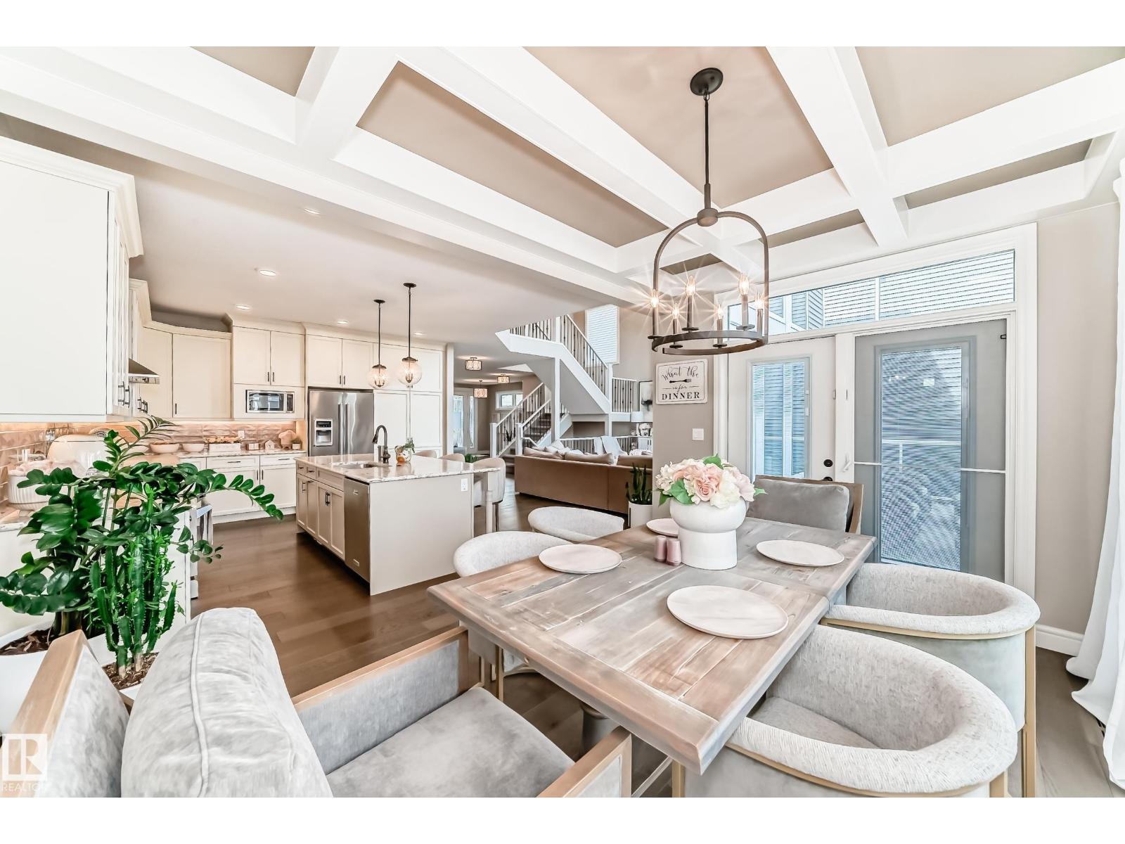 9034 24 AVE SW - 11