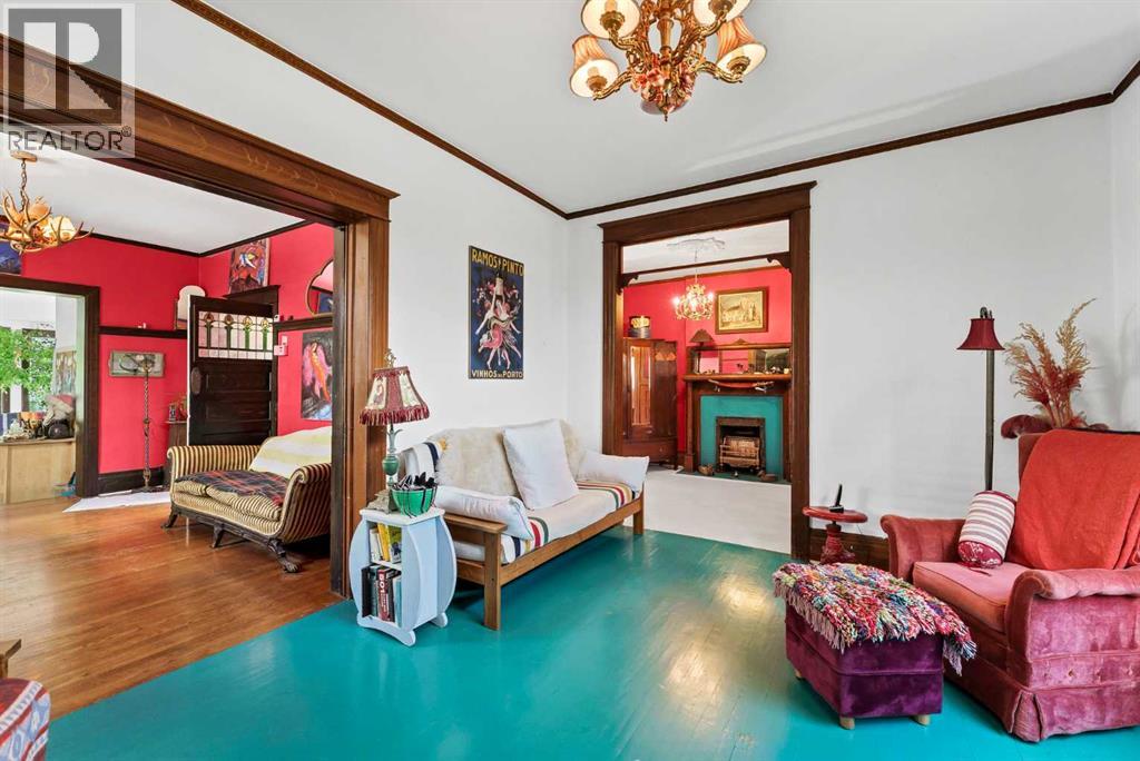 335 1 Street Southeast - Photo 8