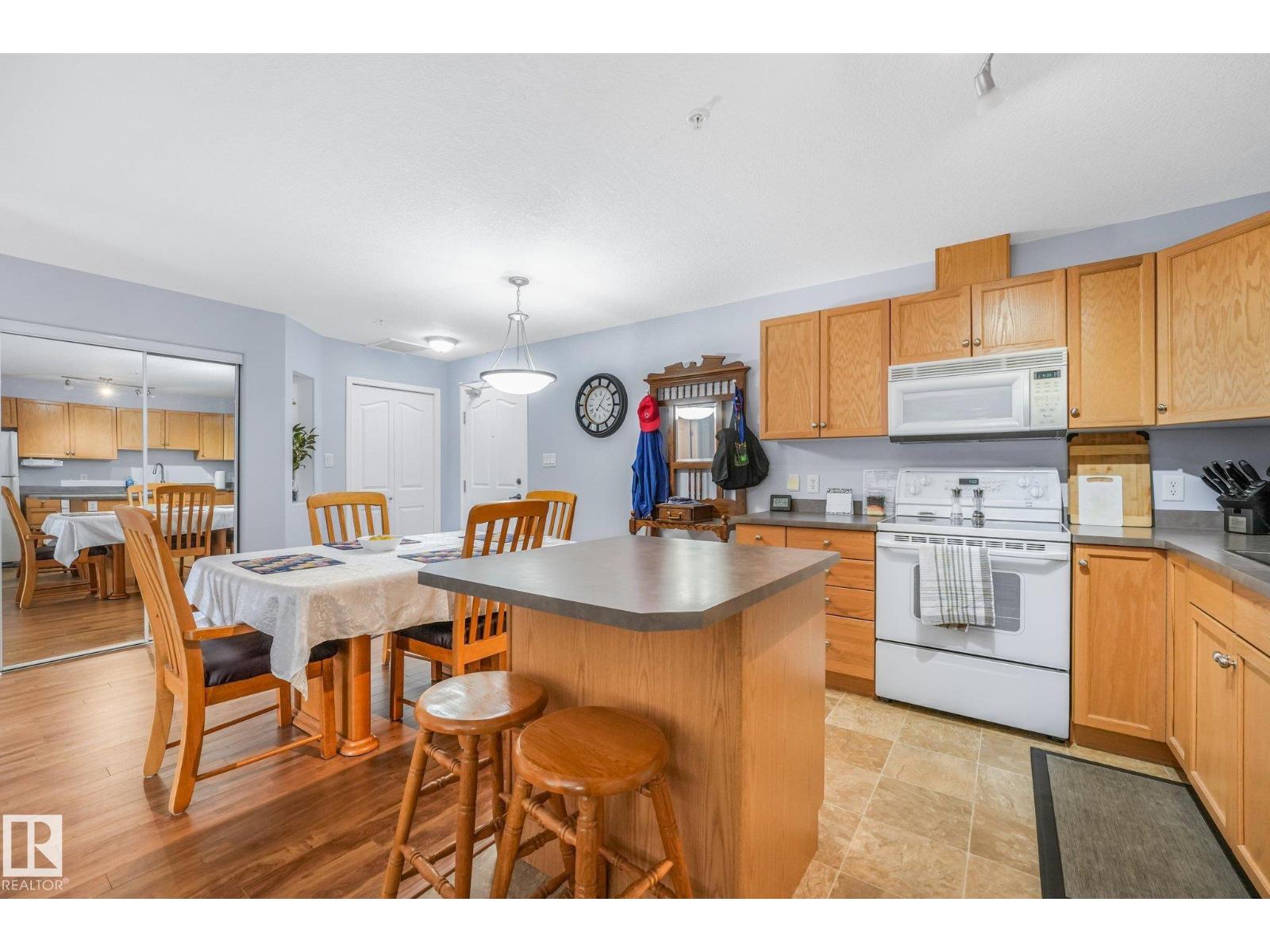 #A 214 78 MCKENNEY AV - 8