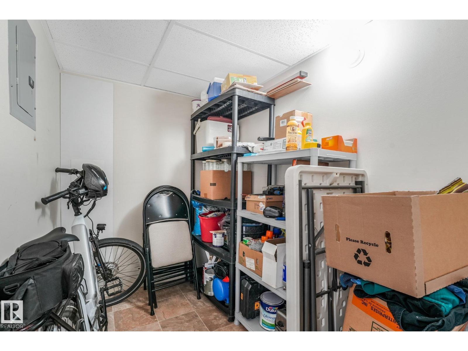 #A 214 78 MCKENNEY AV - 31