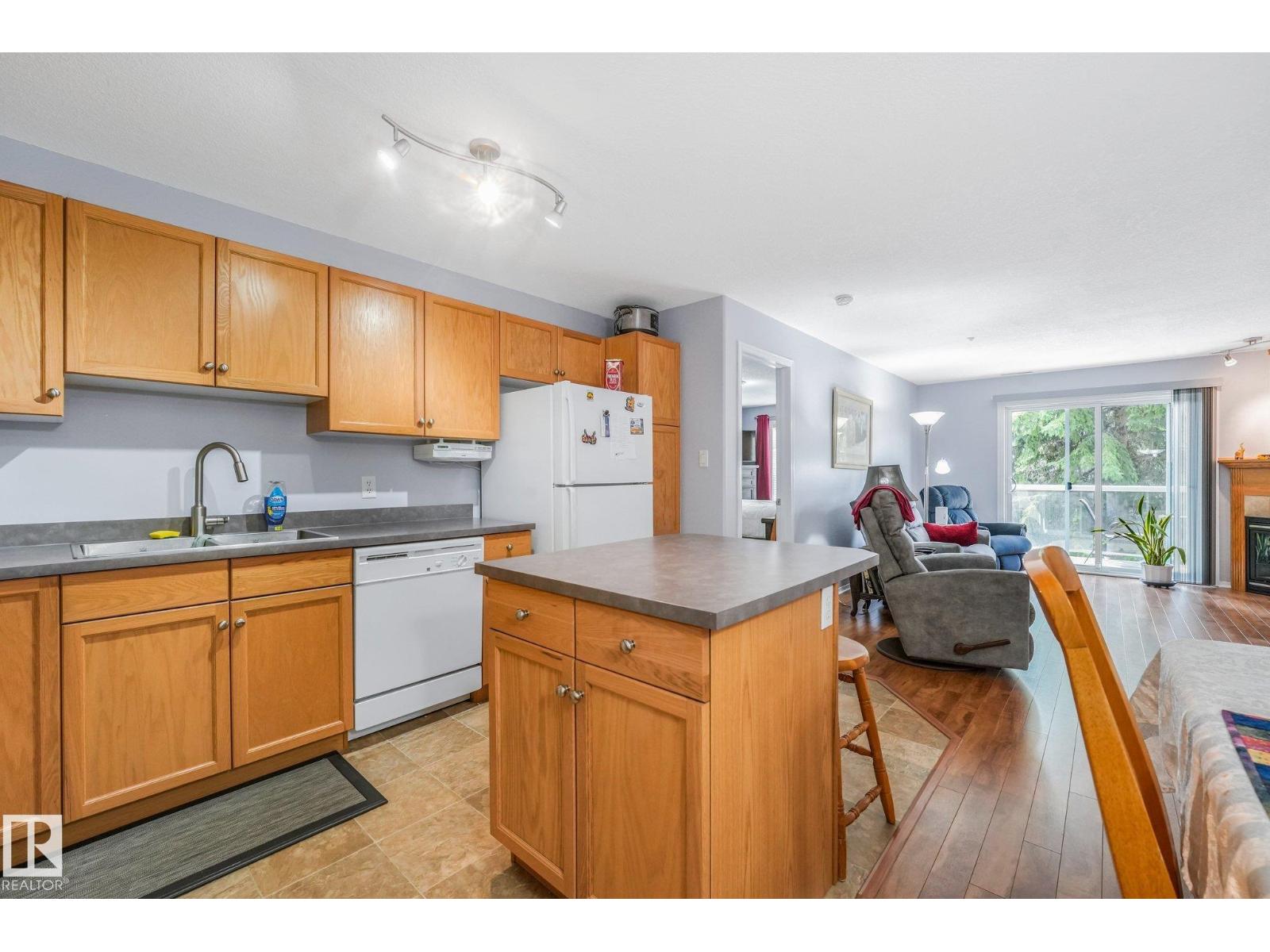 #A 214 78 MCKENNEY AV - Image 14