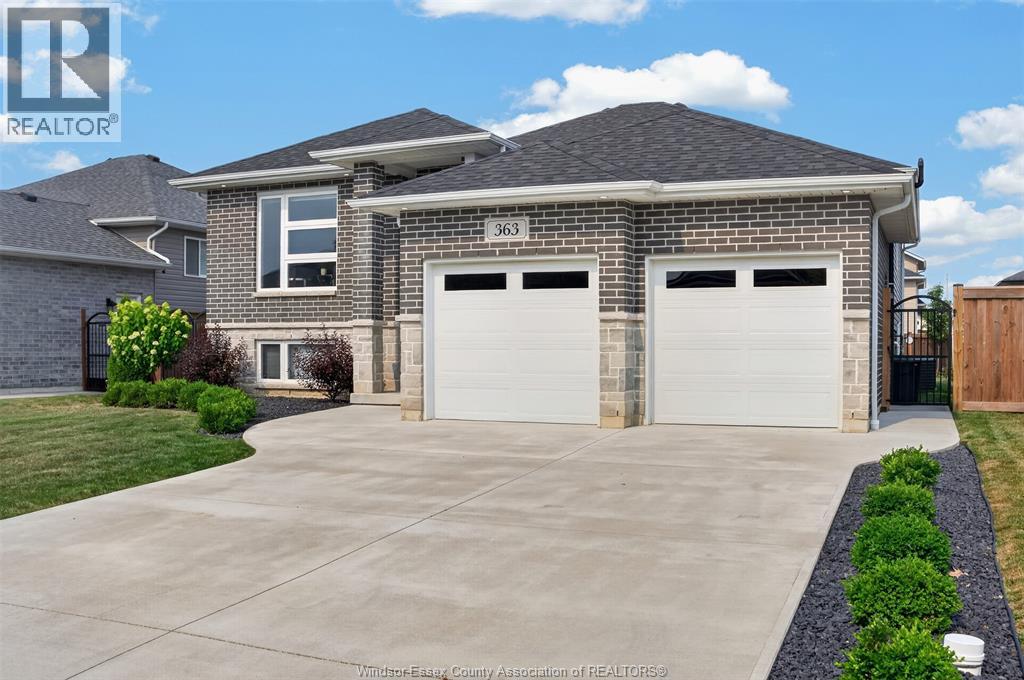 363 LAVERS, Amherstburg — photo 3